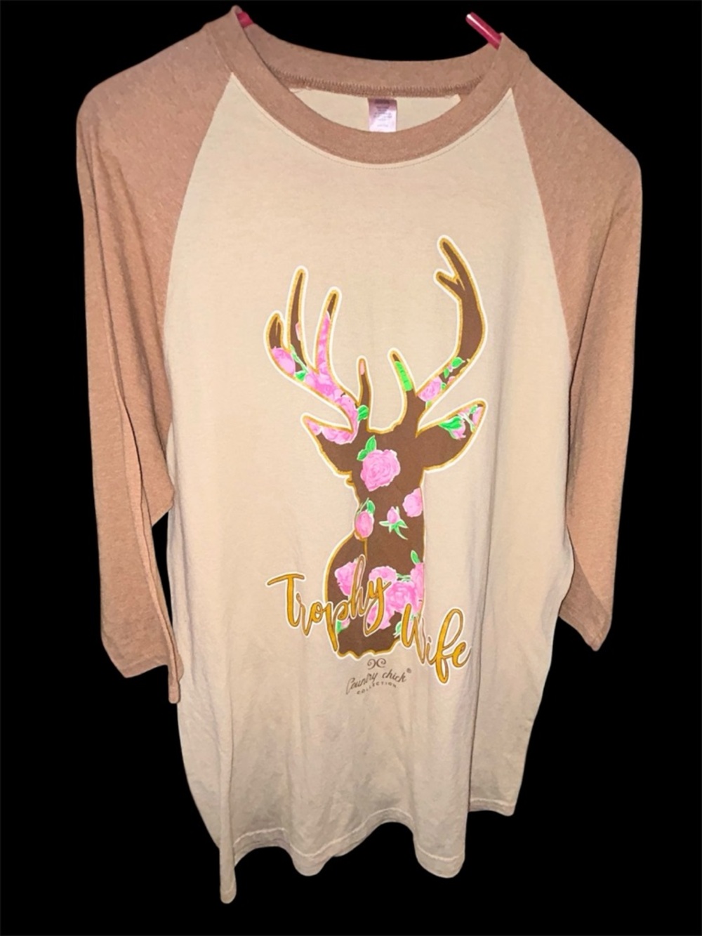 Country Chick Collection Trophy Wife Floral Deer Raglan Tee Size Medium